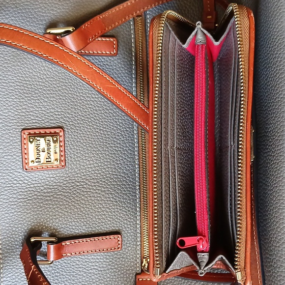 Dooney & Bourke Gray and Brown Women's Bag Set - Picture 15 of 16